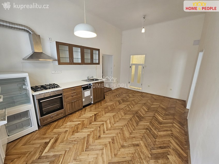 Pronájem bytu 2+1 62 m^2 Opatovická, Praha 1 