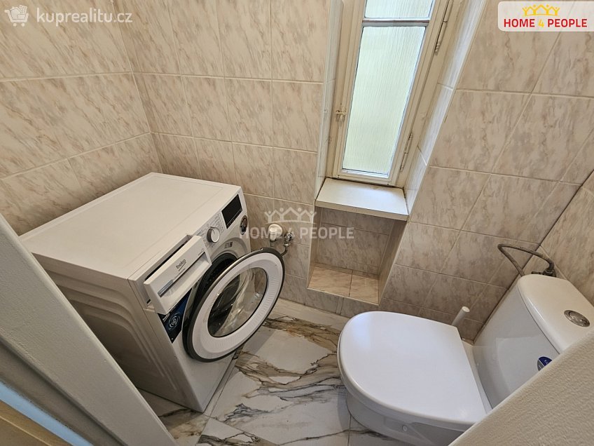 Pronájem bytu 2+1 62 m^2 Opatovická, Praha 1 