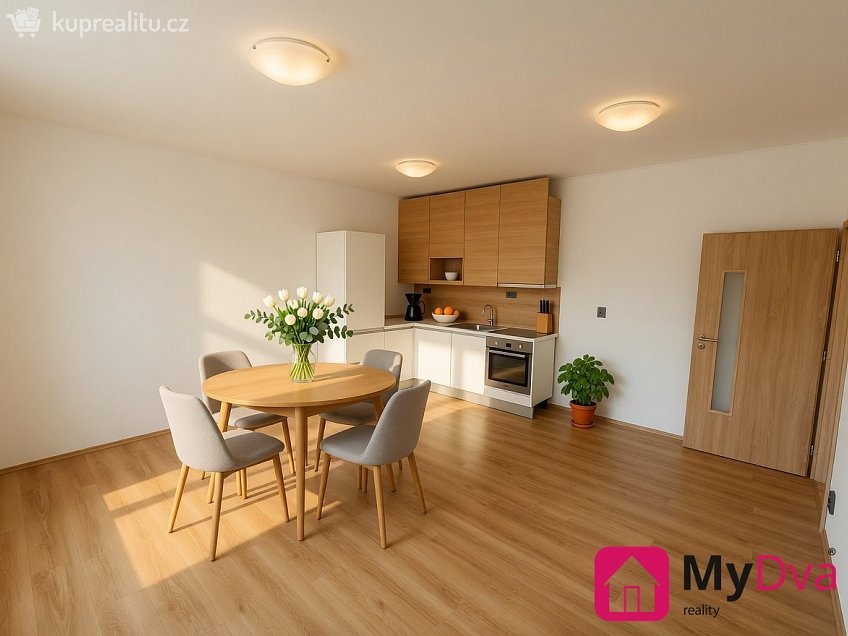 Pronájem bytu 2+kk 52 m^2 Slovenská, Znojmo 
