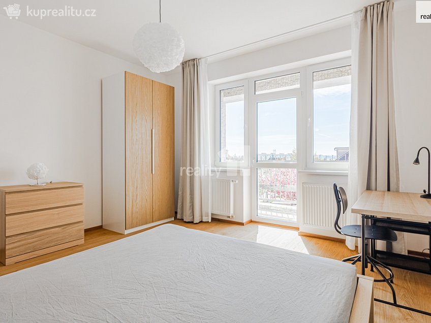 Pronájem bytu - pokoj 17 m^2 U krbu, Praha 10 