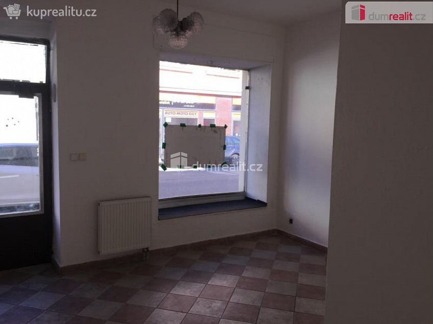 Pronájem  obchodních prostor 40 m^2 Ivana Olbrachta, Brandýs nad Labem-Stará Boleslav 