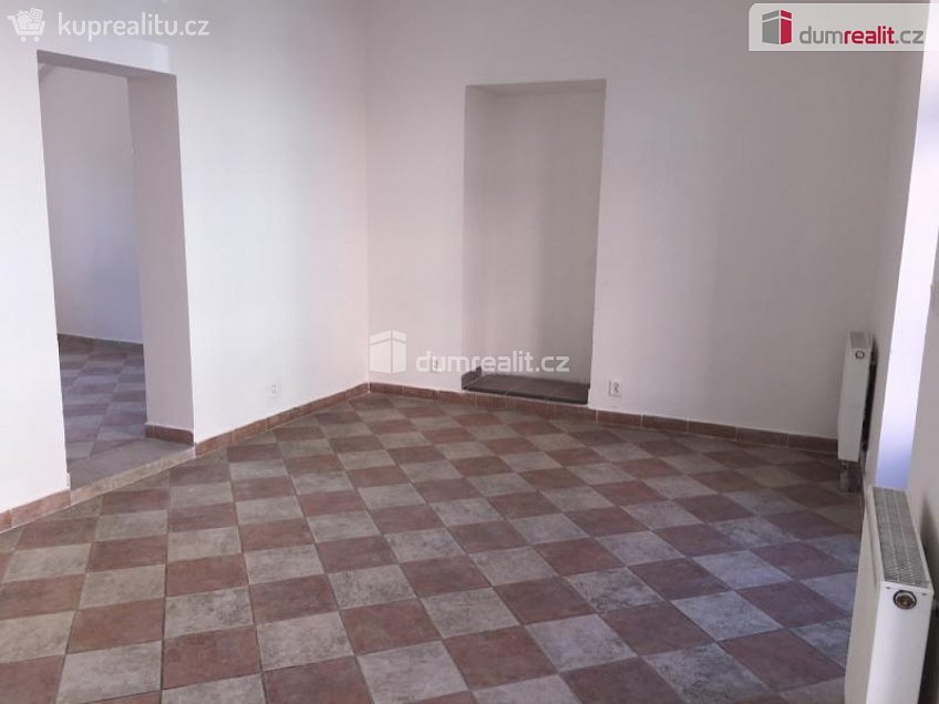 Pronájem  obchodních prostor 40 m^2 Ivana Olbrachta, Brandýs nad Labem-Stará Boleslav 