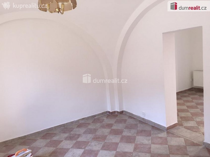 Pronájem  obchodních prostor 40 m^2 Ivana Olbrachta, Brandýs nad Labem-Stará Boleslav 