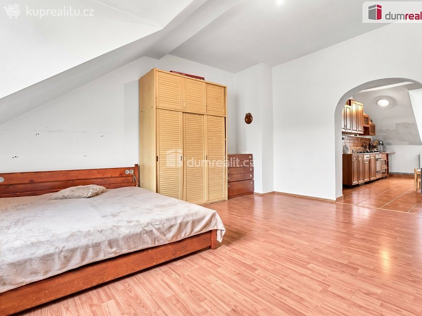 Prodej bytu 2+1 82 m^2 Sokolovská, Karlovy Vary 
