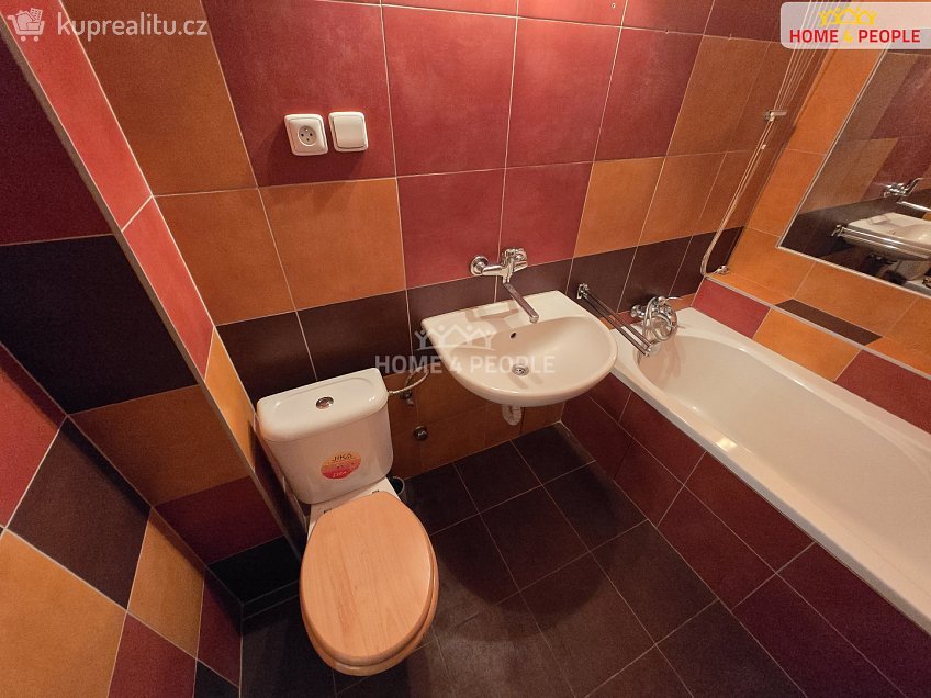 Prodej bytu 3+kk 64 m^2 Jugoslávských partyzánů, Praha 6 