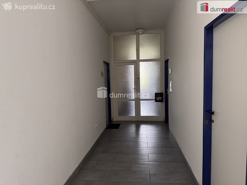 Pronájem  kanceláře 26 m^2 Zlatá stezka, Prachatice 