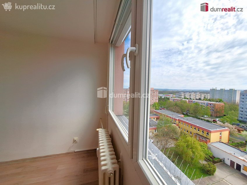 Prodej bytu 2+kk 42 m^2 Konstantinova, Praha 11 
