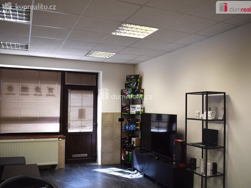 Pronájem  kanceláře 25 m^2 Ivana Olbrachta, Mnichovo Hradiště 