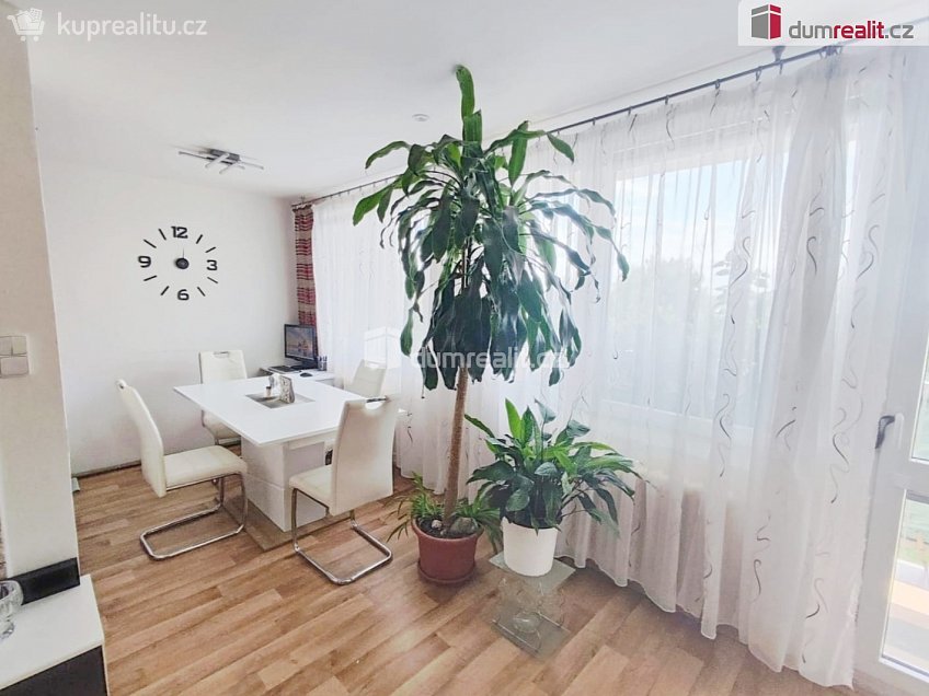 Prodej bytu 3+1 73 m^2 Na Vysoké mezi, Lysá nad Labem 
