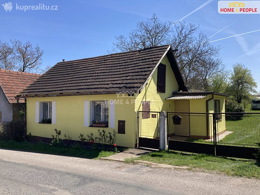 Prodej  rodinného domu 84 m^2 Chroustov, Chroustov 