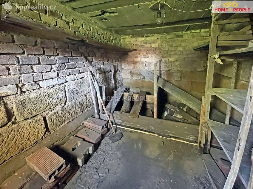 Prodej  rodinného domu 84 m^2 Chroustov, Chroustov 