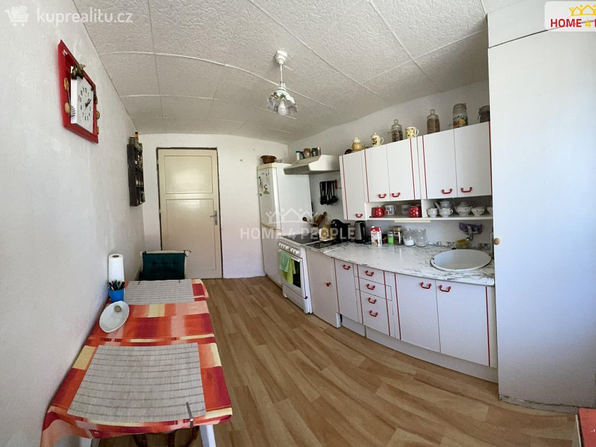 Prodej  rodinného domu 84 m^2 Chroustov, Chroustov 