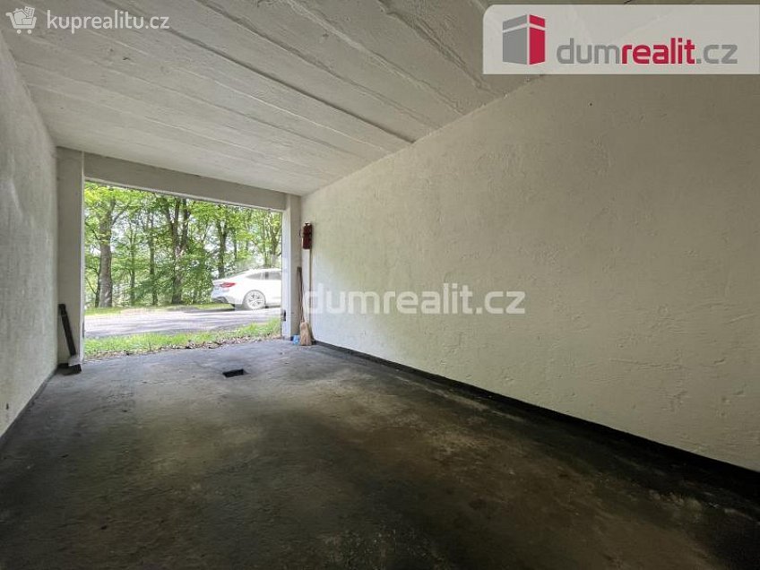 Prodej  garáže 17 m^2 Karlovy Vary, Karlovy Vary 