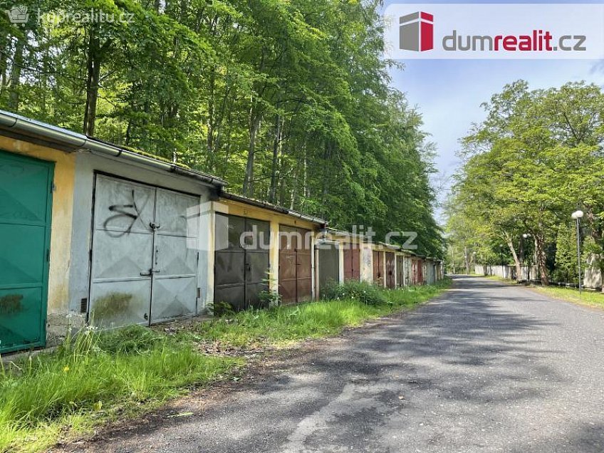 Prodej  garáže 17 m^2 Karlovy Vary, Karlovy Vary 