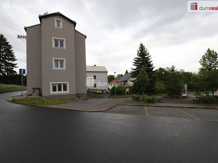 Pronájem bytu 1+kk 58 m^2 Karlovy Vary, Karlovy Vary 