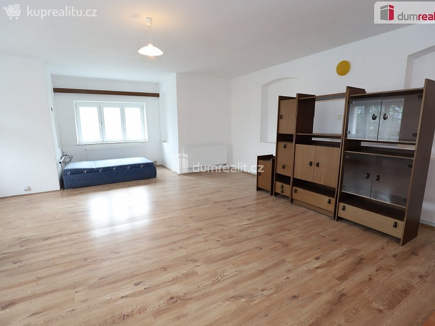 Pronájem bytu 1+kk 58 m^2 Karlovy Vary, Karlovy Vary 