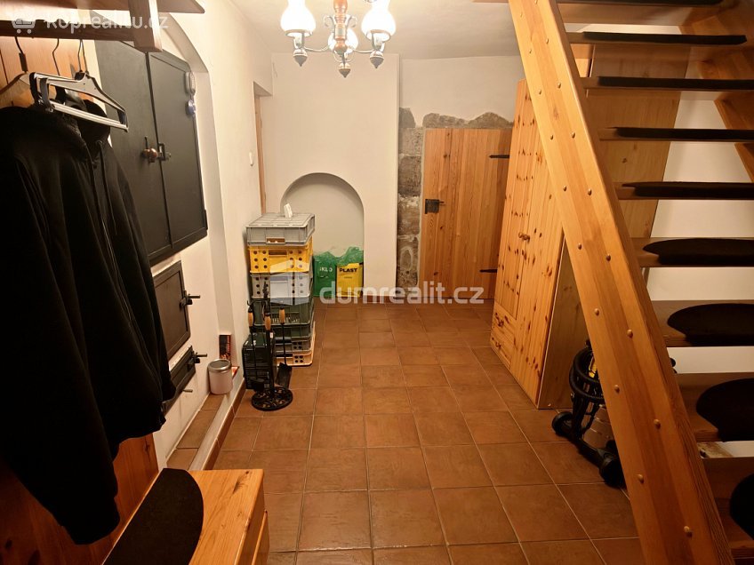 Prodej  rodinného domu 162 m^2 Žandov, Žandov 