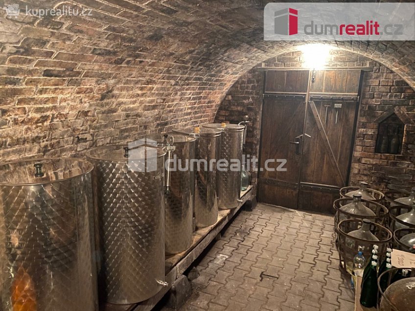 Pronájem  chalupy 29 m^2 Kůt, Tvrdonice 