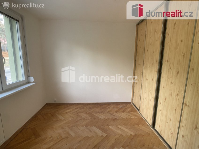 Pronájem bytu 4+1 85 m^2 Ve Smyčce, Ústí nad Labem 