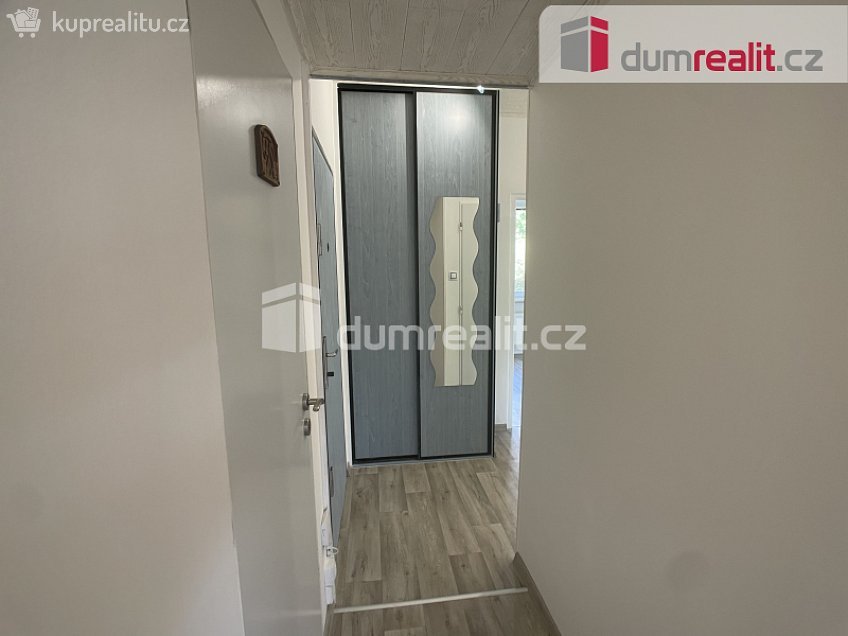 Pronájem bytu 4+1 85 m^2 Ve Smyčce, Ústí nad Labem 