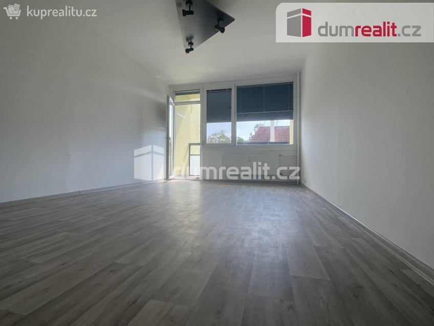 Pronájem bytu 4+1 85 m^2 Ve Smyčce, Ústí nad Labem 