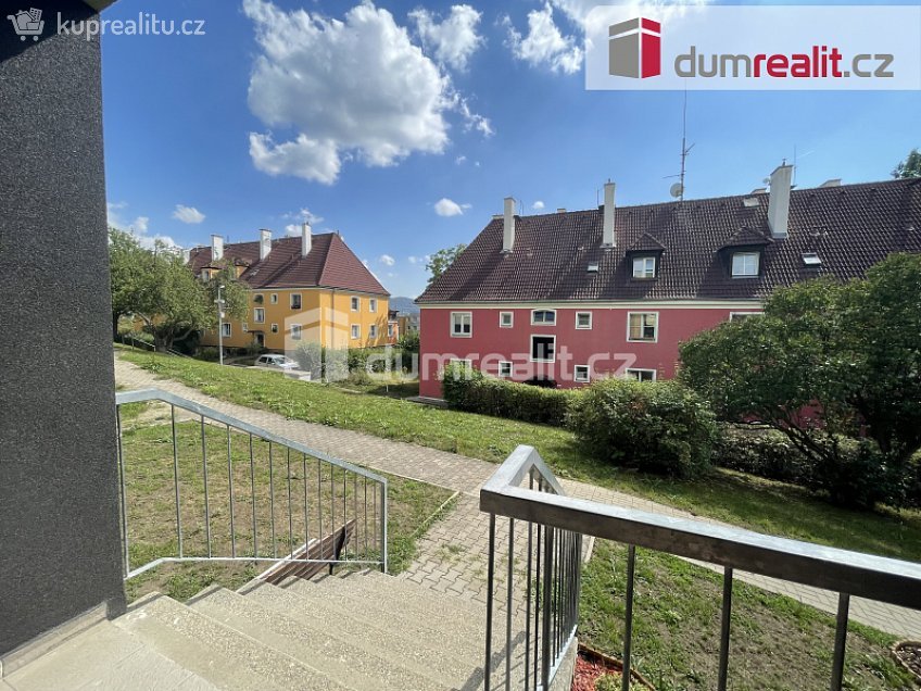 Pronájem bytu 4+1 85 m^2 Ve Smyčce, Ústí nad Labem 