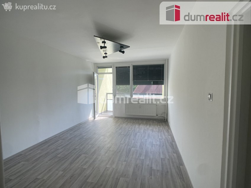 Pronájem bytu 4+1 85 m^2 Ve Smyčce, Ústí nad Labem 