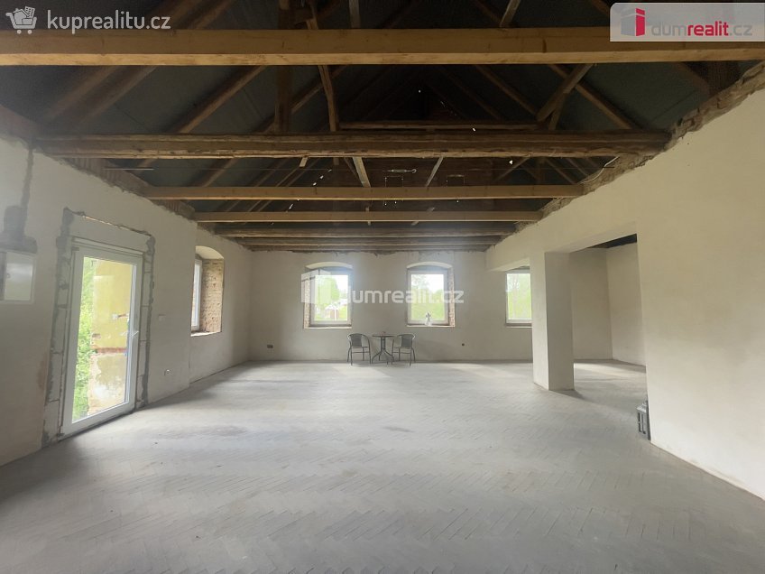 Prodej  rodinného domu 180 m^2 Třebčice, Třebčice 