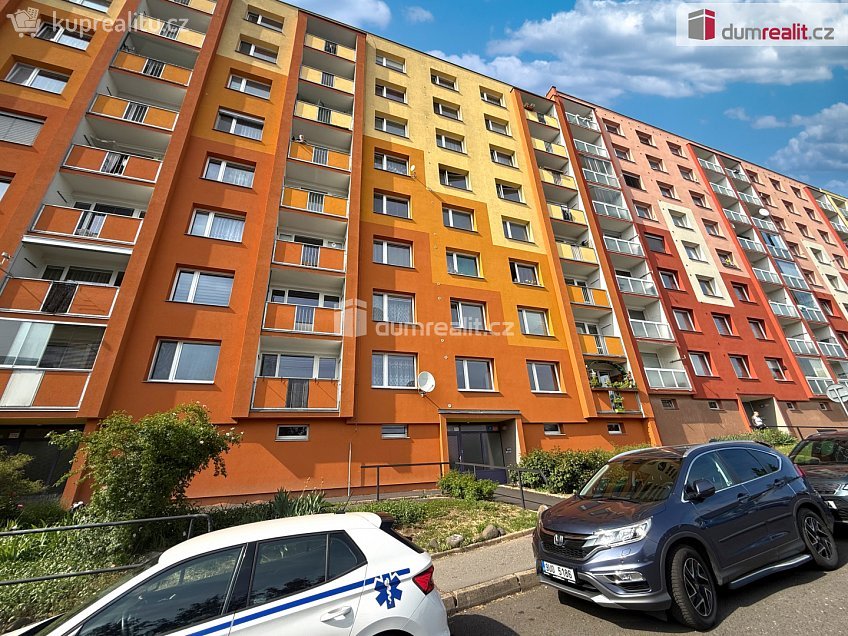 Pronájem bytu 2+1 60 m^2 Kmochova, Ústí nad Labem 