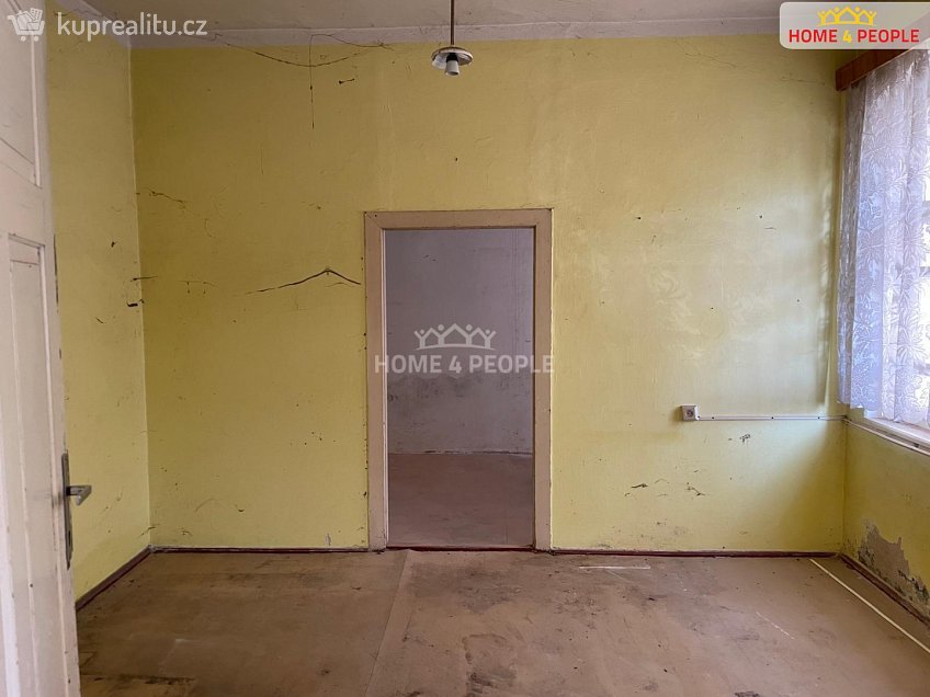 Prodej  rodinného domu 250 m^2 Gustava Geipela, Aš 