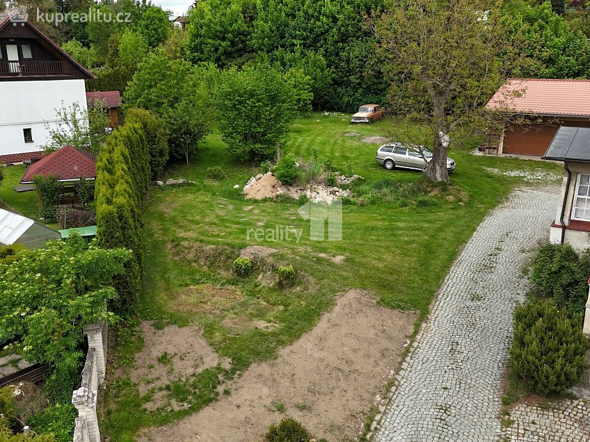 Prodej  stavebního pozemku 1096 m^2 Humpolec, Humpolec 