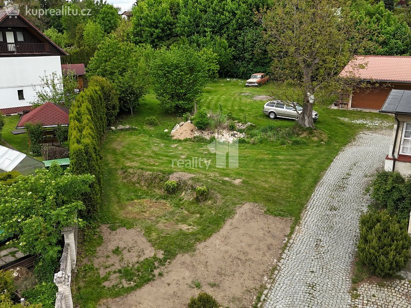 Prodej  stavebního pozemku 1096 m^2 Humpolec, Humpolec 