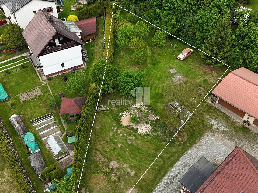 Prodej  stavebního pozemku 1096 m^2 Humpolec, Humpolec 