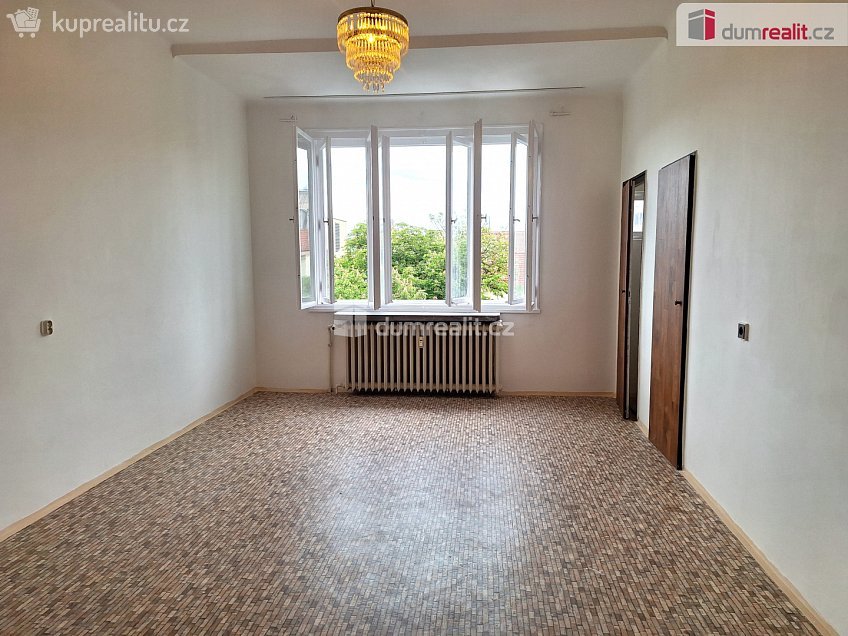Pronájem bytu 1+kk 28 m^2 Jana Masaryka, Praha 2 