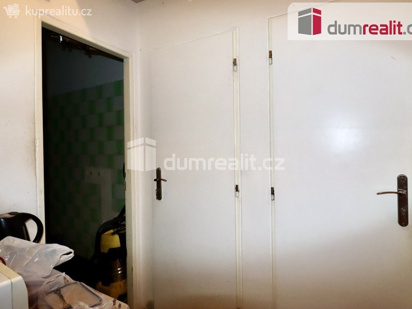 Pronájem  obchodních prostor 115 m^2 Vřídelní, Karlovy Vary 