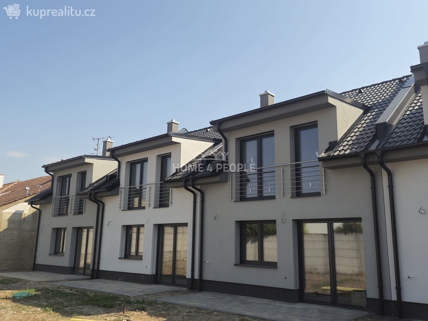 Prodej  rodinného domu 101 m^2 Pohořelice, Pohořelice 