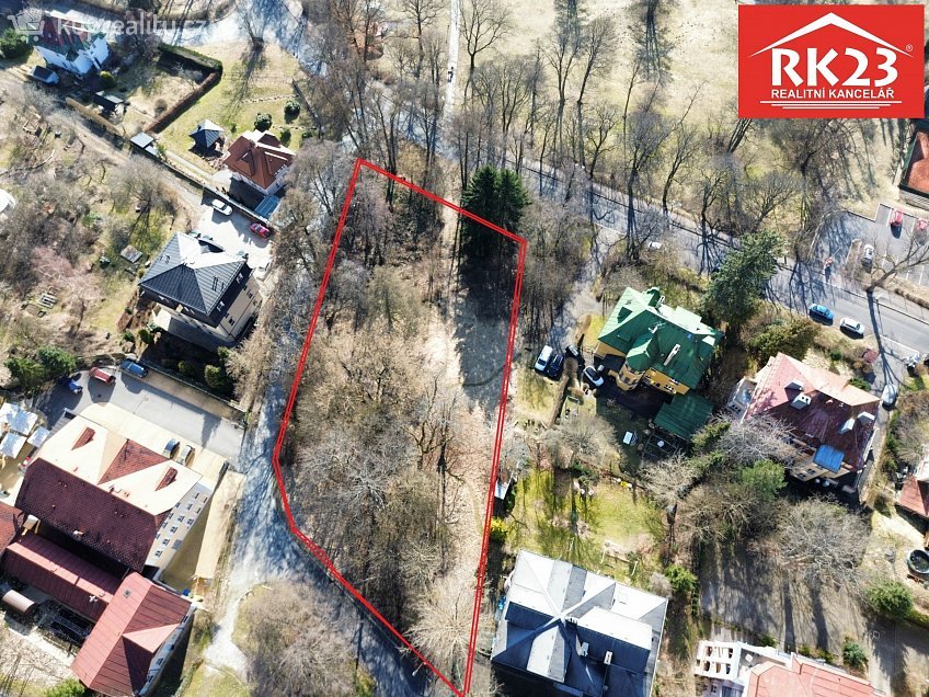 Prodej  stavebního pozemku 3377 m^2 Zeyerova, Mariánské Lázně 