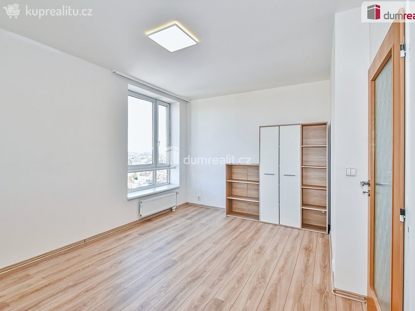 Prodej bytu 3+kk 78 m^2 Vinohradská, Praha 10 