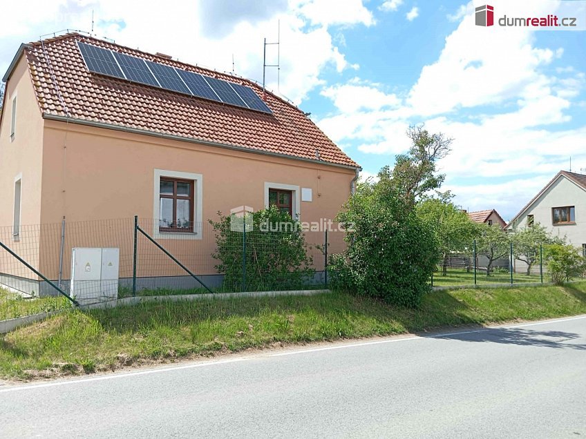 Prodej  rodinného domu 60 m^2 Oslov, Oslov 