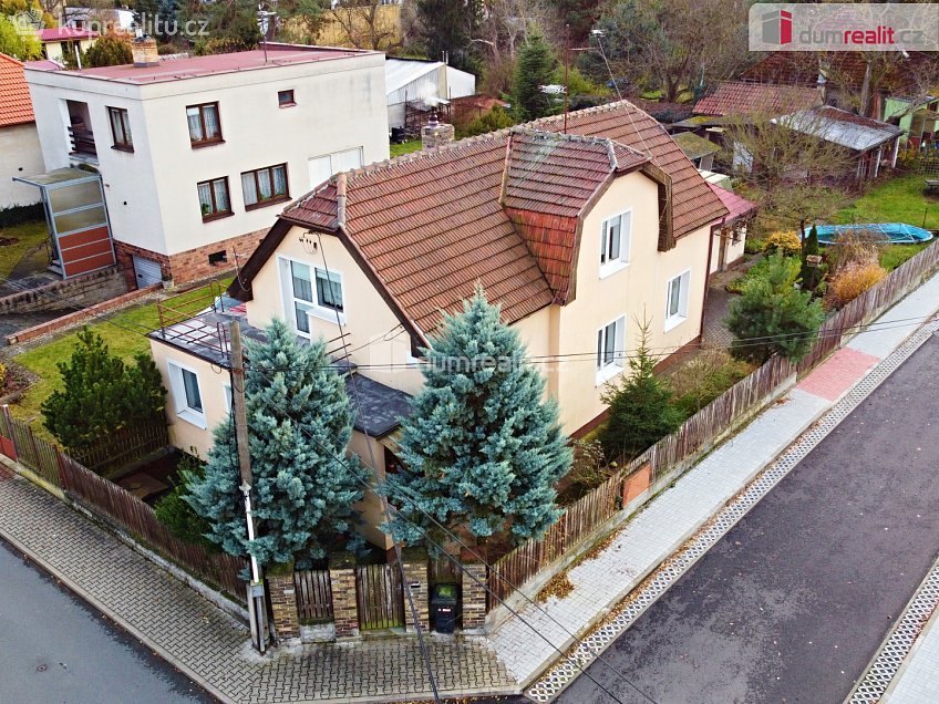 Prodej  rodinného domu 150 m^2 B. Němcové, Libiš 