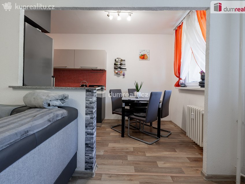 Prodej bytu 3+kk 71 m^2 Zahradní, Nové Strašecí 