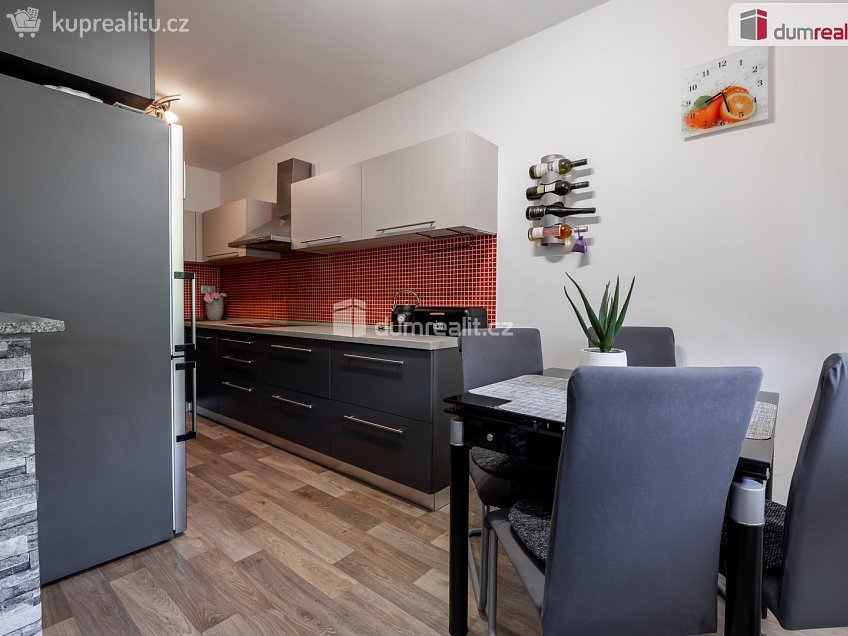 Prodej bytu 3+kk 71 m^2 Zahradní, Nové Strašecí 