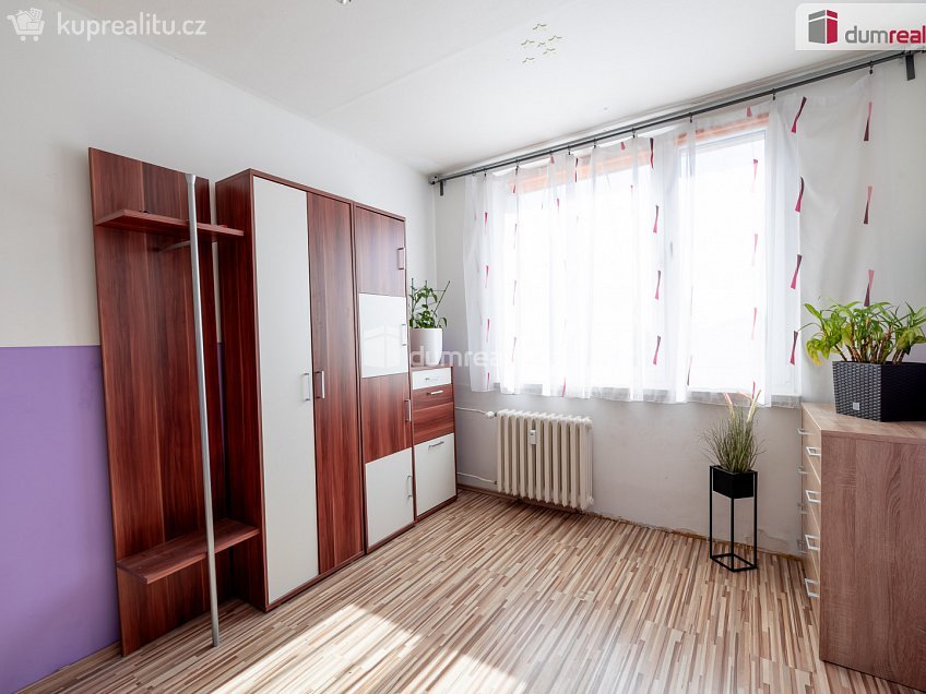 Prodej bytu 3+kk 71 m^2 Zahradní, Nové Strašecí 