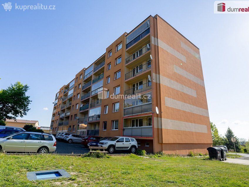 Prodej bytu 3+kk 71 m^2 Zahradní, Nové Strašecí 