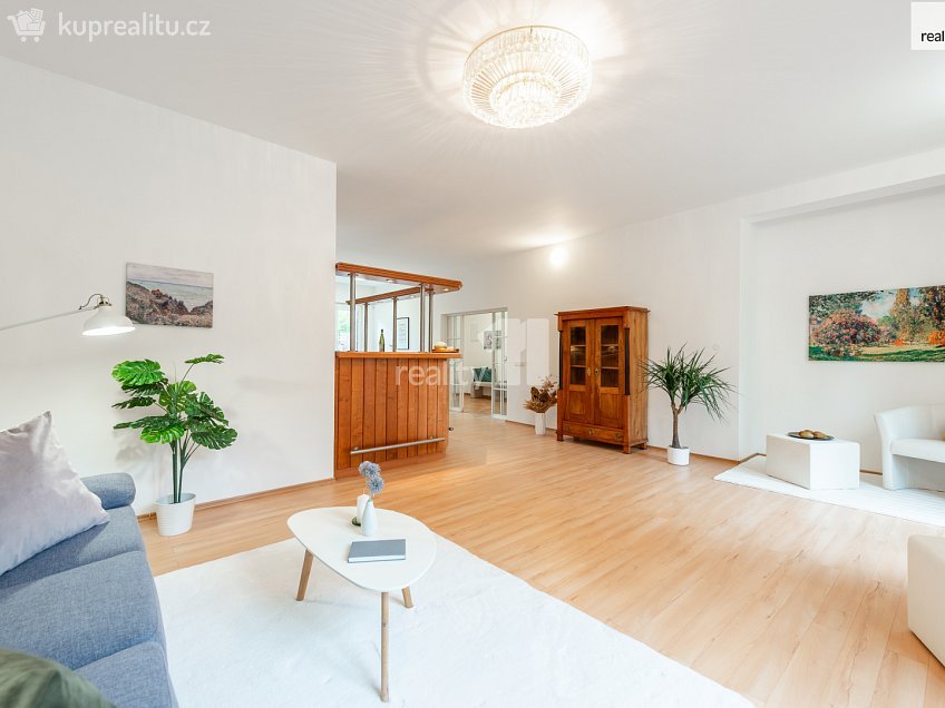 Prodej  rodinného domu 420 m^2 Vzdušná, Praha 4 