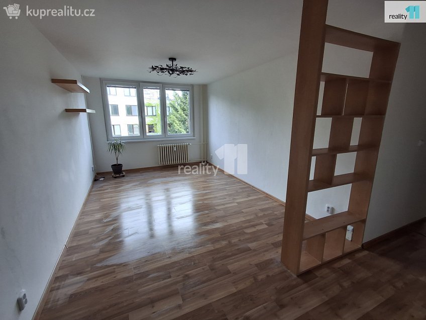 Pronájem bytu 2+kk 48 m^2 K zahrádkám, Praha 13 