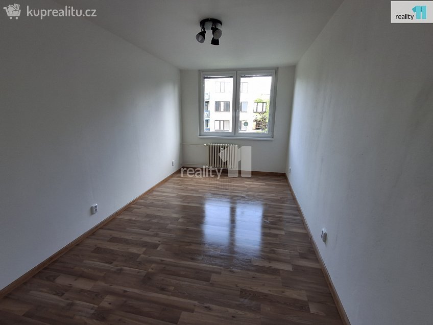 Pronájem bytu 2+kk 48 m^2 K zahrádkám, Praha 13 