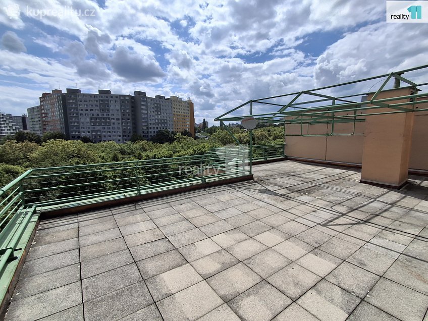 Pronájem bytu 2+kk 48 m^2 K zahrádkám, Praha 13 
