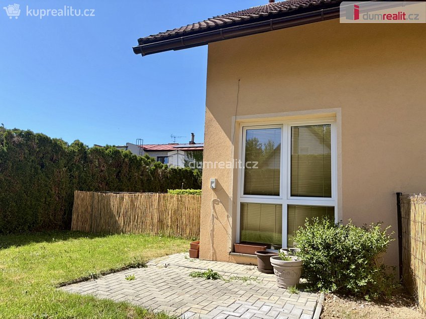 Pronájem bytu 1+kk 31 m^2 třída Vítězství, Mariánské Lázně 