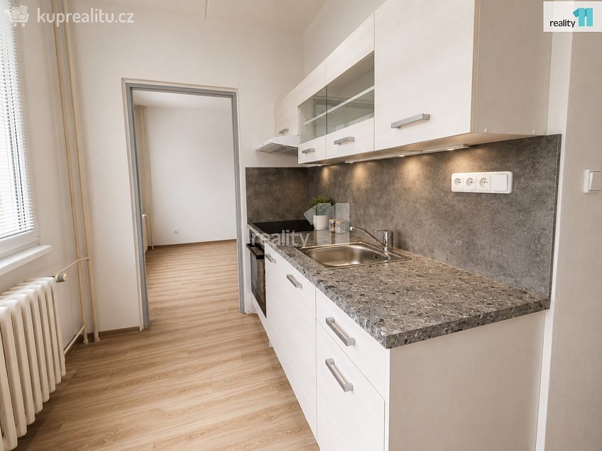 Pronájem bytu 2+1 46 m^2 Lnářská, Trutnov 
